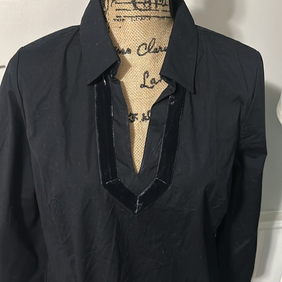 NWT Vineyard Vines Velvet Trim Popover Blouse Jet Black - Picture 2 of 8